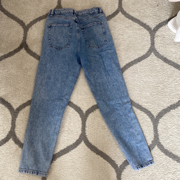 Vintage Acid Washed Mom Jeans - Picture 6 of 8